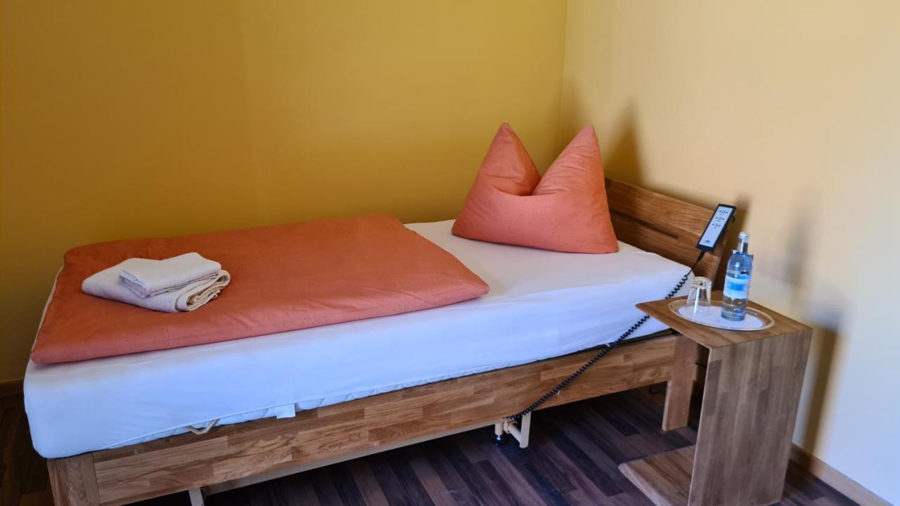 Schloss Rothenklempenow Hotel Bagian luar foto