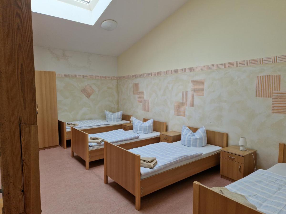 Schloss Rothenklempenow Hotel Bagian luar foto
